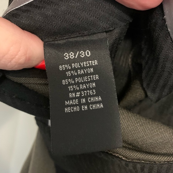 Men’s Perry Ellis Dress Pants - Picture 4 of 4